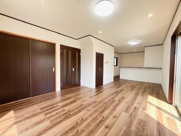 4LDK Detached House for Sale in Kashihara, Nara - Renovated 2024 - Thumbnail 2