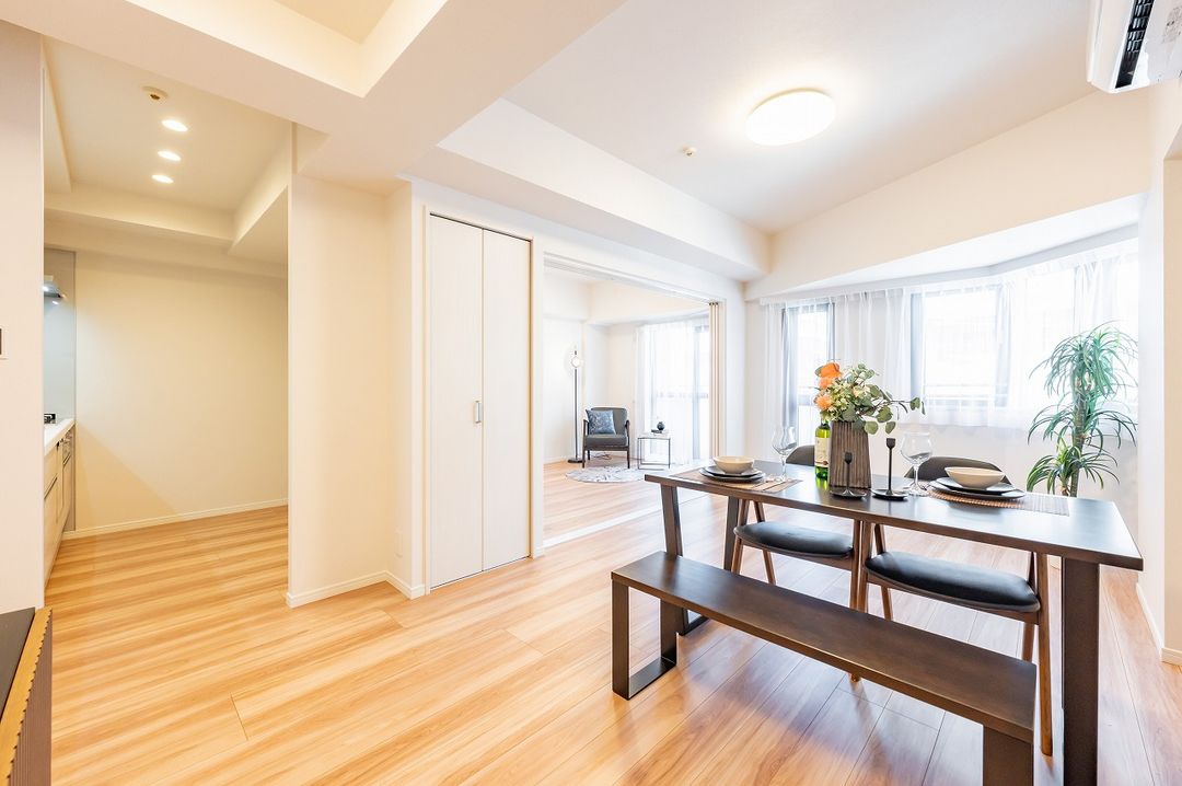 3LDK Renovated Apartment in Koto City, Tokyo - Thumbnail 2