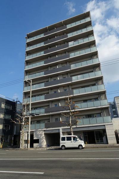 3LDK Apartment in Kyoto with Balcony Near JR Tambaguchi Station — Image 1, Shimogyo, Kyoto