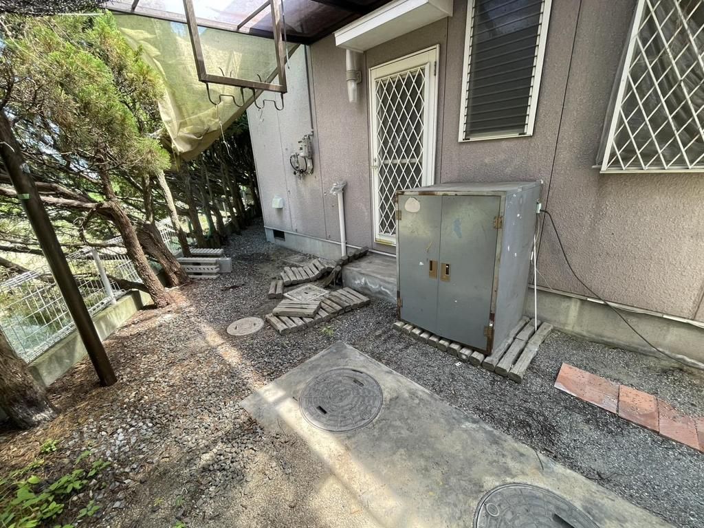 5SLDK House for Sale in Mihara, Hiroshima with Land and Parking - Thumbnail 2