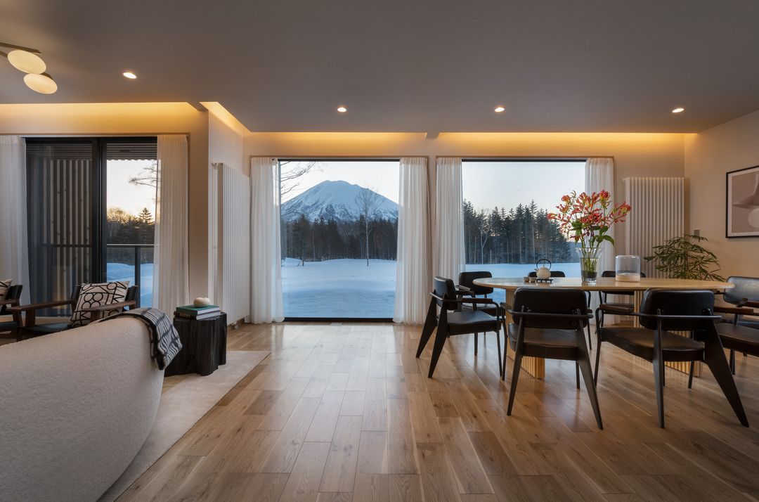 282.67 sqm Luxury Villa in Niseko Hirafu, Kutchan, Hokkaido - Thumbnail 2
