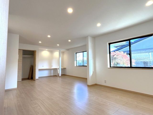 4LDK Renovated House in Kōshi City, Yamanashi - Thumbnail 3
