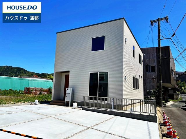 Spacious 3LDK House in Gamagori with 3 Parking Spaces - Thumbnail 2