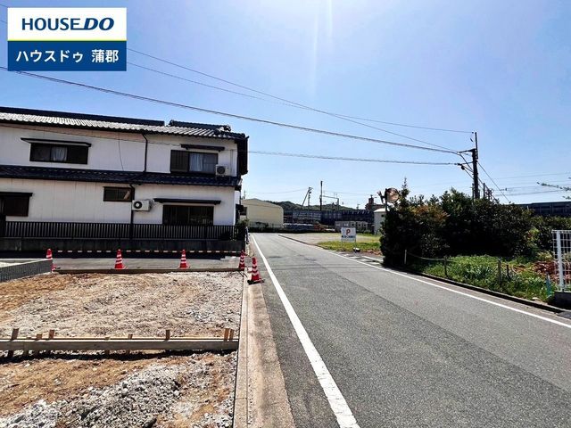 Spacious 3LDK House in Gamagori with 3 Parking Spaces - Thumbnail 4