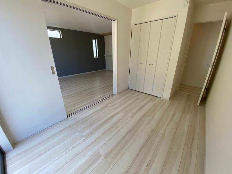 New 4LDK Detached House for Sale in Yonabaru, Okinawa - Thumbnail 4