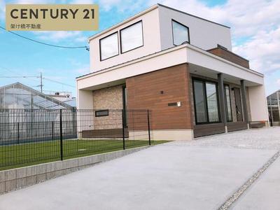 Modern 2LDK House with Solar Panels in Toyokawa, Aichi — Image 1, Toyokawa, Aichi