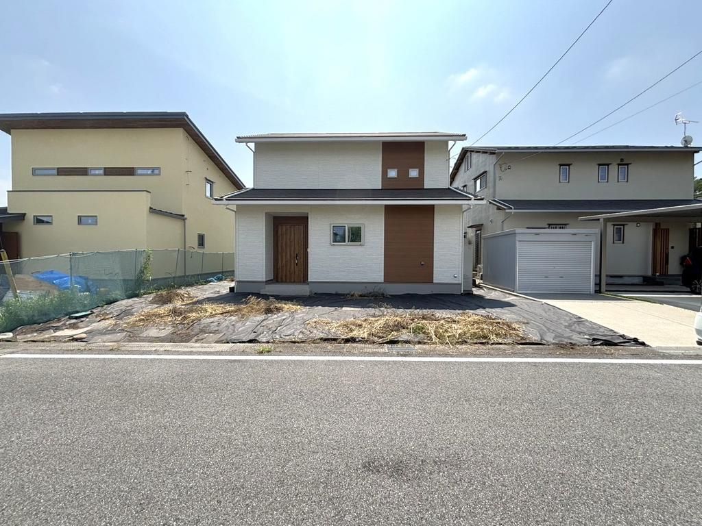 New Unoccupied 4SLDK House with Solar Power in Takanezawa - Thumbnail 3