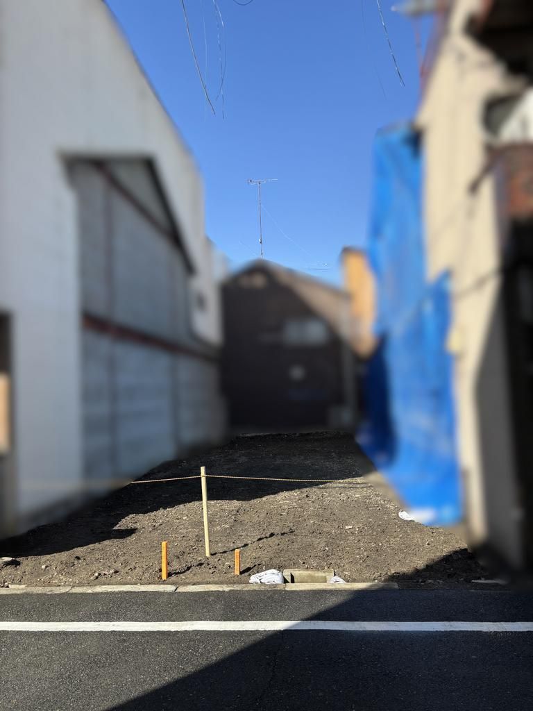South-Facing 32 Tsubo Land for Custom Home in Osaka's Ikuno Ward - Thumbnail 3