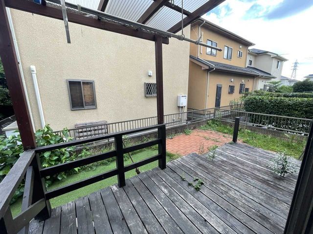 4LDK Solar Power Home in Isesaki with 3 Car Parks - Thumbnail 3