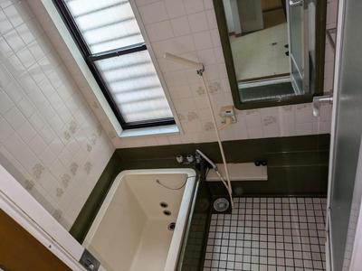 [Homes] Used detached house (Property number: 3213512-0000022) located 12 minutes walk from Kamiyasu Station on the Hiroshima Rapid Transit Astram Line (Asa-Minami Ward, Hiroshima City) — Image 5, Asaminami, Hiroshima