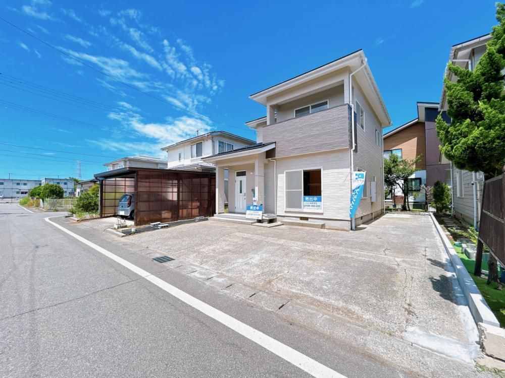 Renovated 4LDK House for Sale in Kariwa Village, Niigata - Thumbnail 2