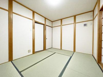 3LDK House for Sale in Yamashina, Kyoto - 86.4m² — Image 4, Yamashina, Kyoto