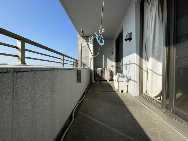 3LDK Seismic Isolation Apartment near Ichinomiya Station, Aichi - Thumbnail 2