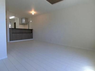 Spacious 3SLDK House in Kita-Nagoya with South-Facing Living Area — Image 3, Kitanagoya, Aichi