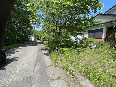 Naruko Onsen Cottage with Private Sulfur Hot Spring — Image 2, Osaki, Miyagi