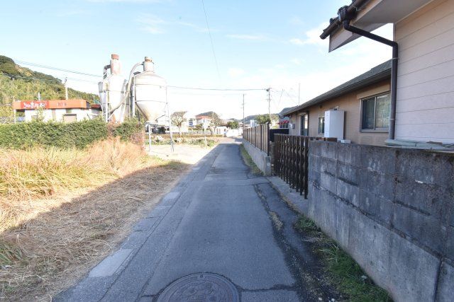 242 sqm Vacant Land for Sale in Kokubu Kamii, Kirishima City - Thumbnail 4