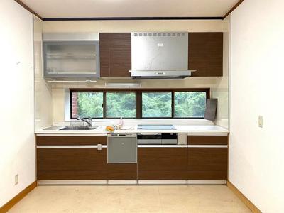 [Homes] Yoshidacho Minami Kimitateme house for sale RC 3-story | — Image 4, Uwajima, Ehime