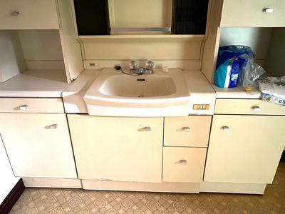 [Homes] Yoshidacho Minami Kimitateme house for sale RC 3-story | — Image 2, Uwajima, Ehime