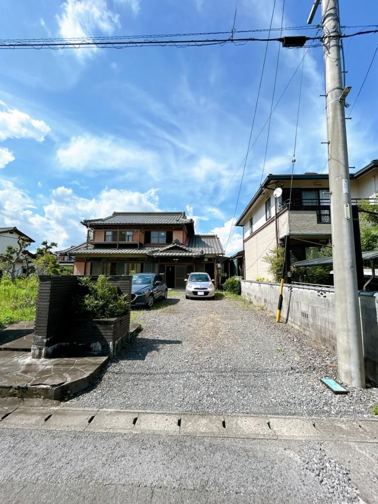Renovated 5LDK House in Gifu's Godo Town with Parking - Thumbnail 4