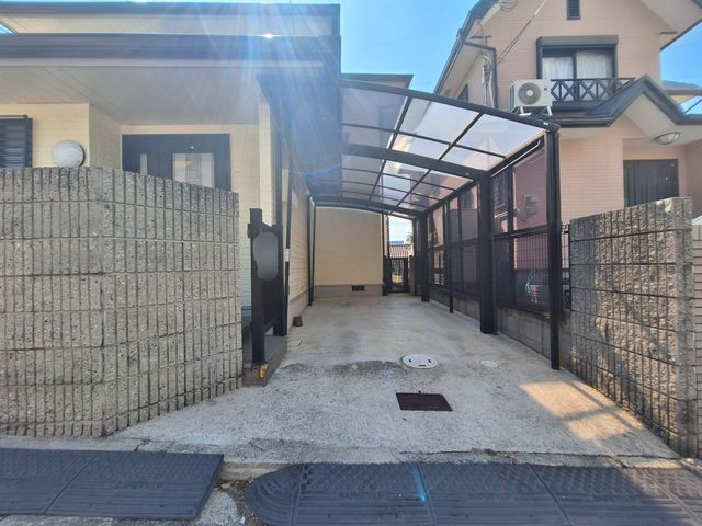 Takarazuka 3SLDK House with Solar Power & Renovation - Thumbnail 2