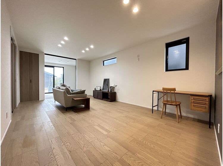 New 4LDK House for Sale in Nomi City, Ishikawa - Thumbnail 3