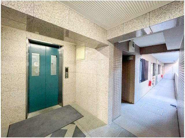 Renovated 2SLDK Condo Near Sugita Station, Yokohama - Thumbnail 3