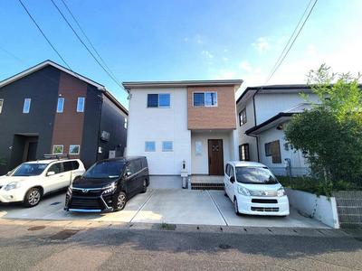 Modern 4LDK House for Sale in Honjo Higashi, Kitakyushu — Image 1, Yahatanishi, Fukuoka
