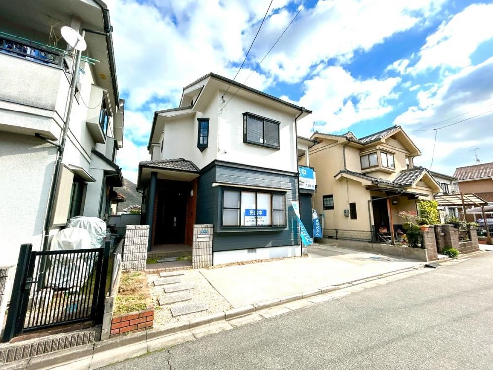 Renovated 4LDK House in Kure, Hiroshima with Warranty - Main Image