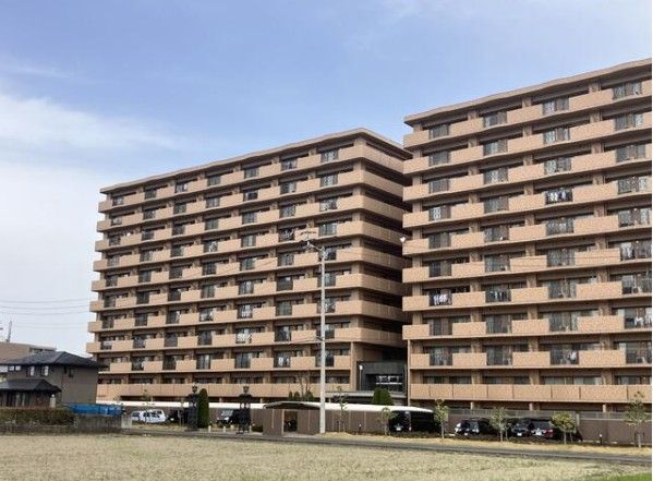 Santono-re Takamatsu Chuo Niban-kan 5F 2LDK Apartment for Sale - Thumbnail 2