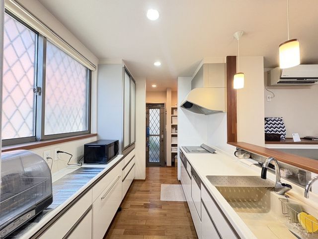 4SLDK House in Fukuyama with 137.87㎡ Living Space - Thumbnail 3