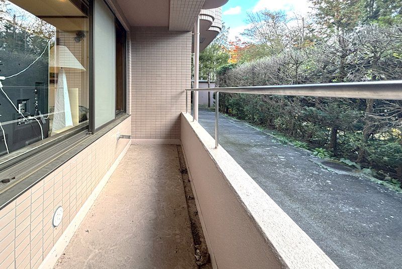Gentle Sengokuhara 1LDK Apartment for Sale in Hakone - Thumbnail 3