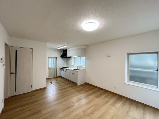 Renovated 4LDK House for Sale in Aomori City - Thumbnail 3