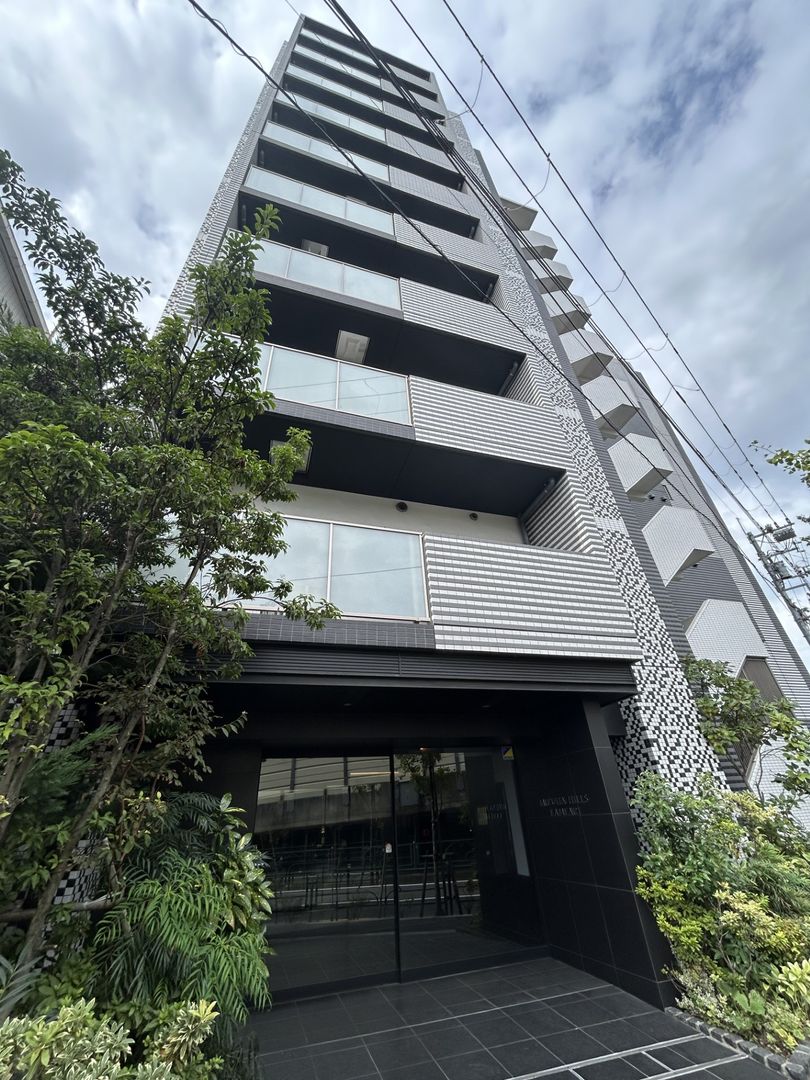 1LDK Apartment in Kameari, Adachi Ward - Modern Tokyo Living - Thumbnail 2