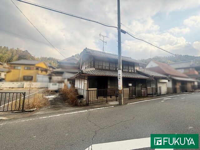 Land for Sale with Old Houses in Kyotanabe, Kyoto - Thumbnail 4