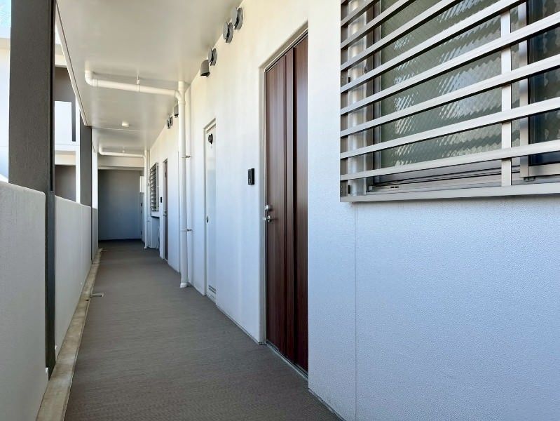 MIZUHO Mansion Uehara 4: 2LDK Apartment for Sale in Okinawa - Thumbnail 2