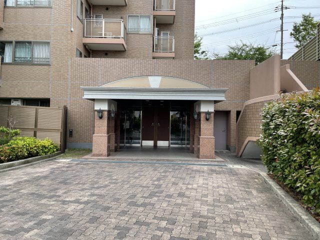 3LDK Apartment in Hirakata's Melody Heim Karigaoka Twin View Vega Tower - Thumbnail 3