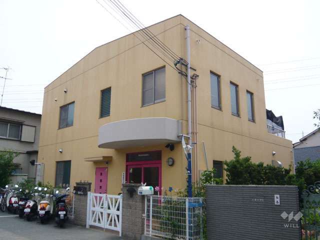 3-Story Steel House with Garage for Sale in Itami, Hyogo - Thumbnail 2