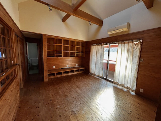 5SLDK House in Numazu with Sunroom and Playroom - Thumbnail 3