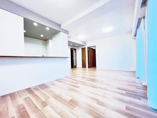 2LDK Apartment for Sale in Atsugi, Kanagawa - Thumbnail 3