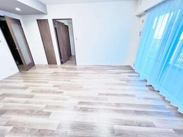 2LDK Apartment for Sale in Atsugi, Kanagawa - Thumbnail 4