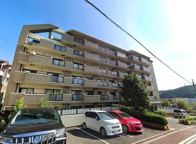 Spacious 3LDK Corner Apartment in Higashiyama, Kitakyushu — Image 1, Yahatahigashi, Fukuoka