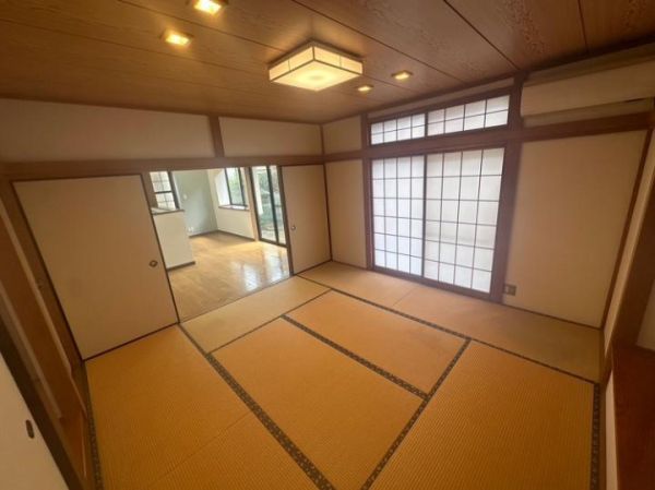 4LDK House Near Akishima Station, Tokyo - Thumbnail 4