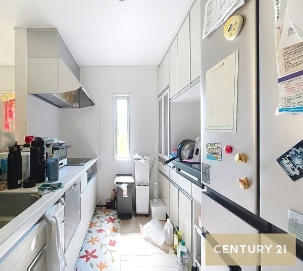 4LDK House for Sale in Numazu, Shizuoka - Thumbnail 4