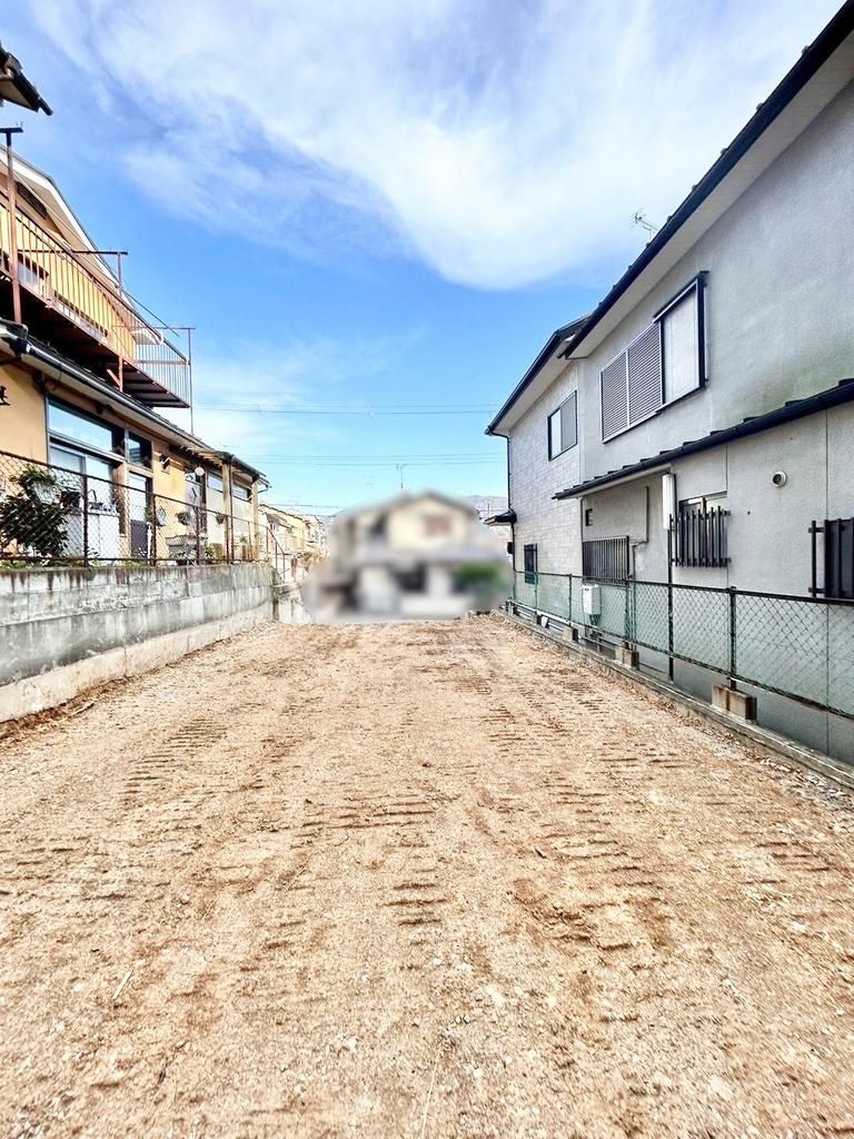Land for Sale in Yamashina, Kyoto - 43 Tsubo Plot Near Station - Thumbnail 2