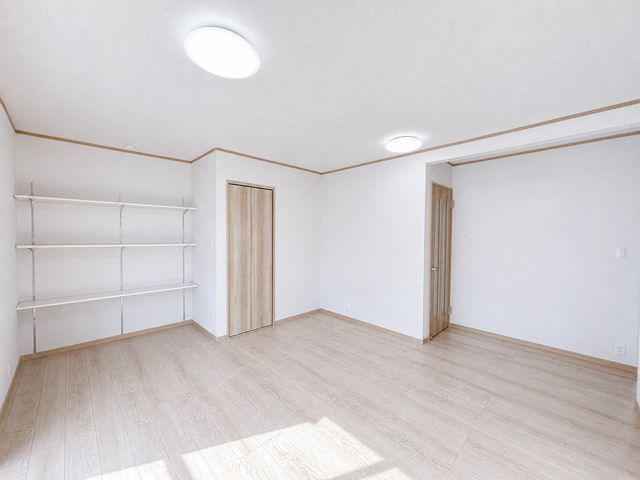 Renovated 3LDK House for Sale in Nikko, Tochigi - Thumbnail 4