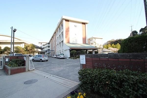 Jcity Takasu Suieikan 3LDK Apartment for Sale in Hiroshima - Thumbnail 4