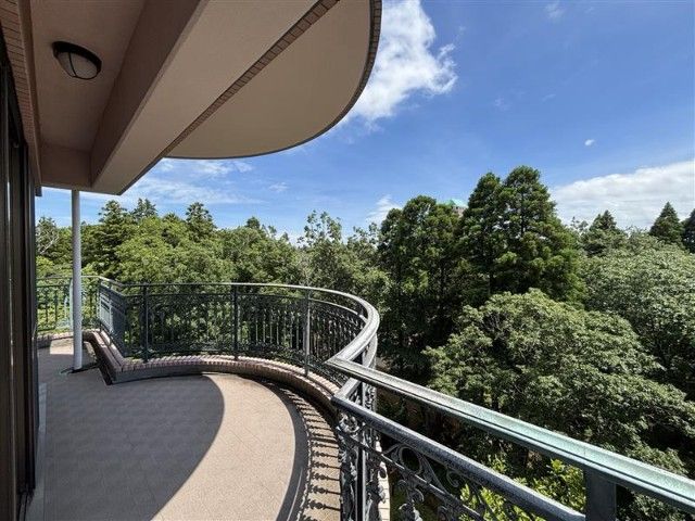 Trinity Valore 5F: 3SLDK Renovated Condo in Nagara, Chiba - Image 1