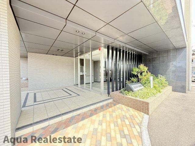 3LDK Apartment for Sale in Marugame, Kagawa | 70.57㎡ - Thumbnail 2