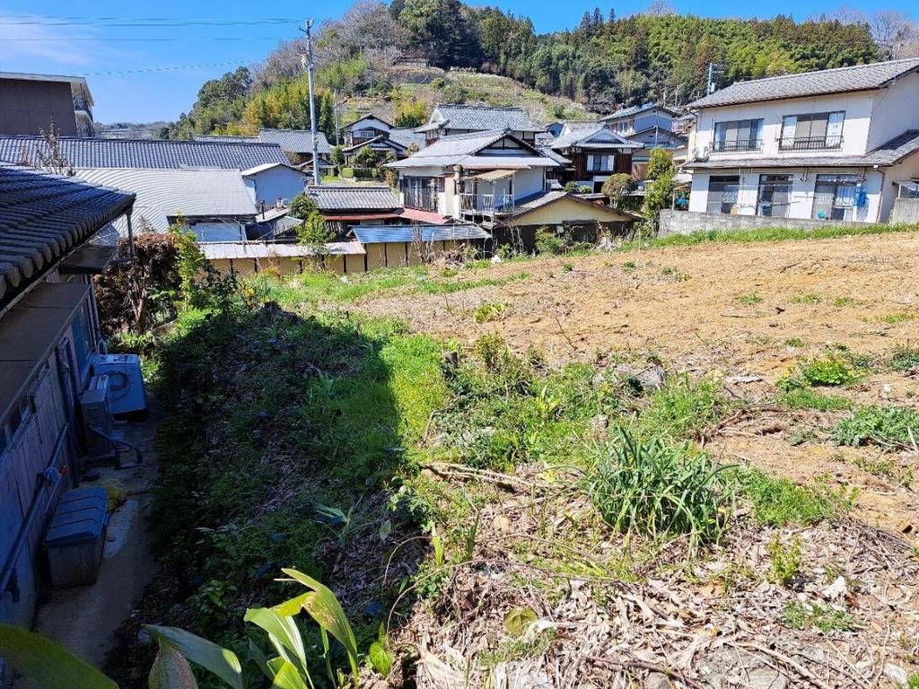 Land for Sale in Uchiko, Ehime - 2,384 sqm Plot - Thumbnail 3