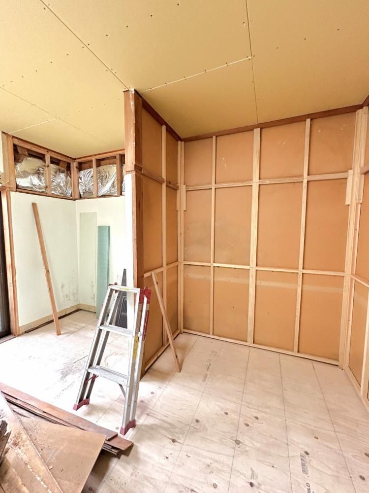 Renovated 4SLDK House in Kosaka, Akita with 3 Parking Spaces - Thumbnail 2